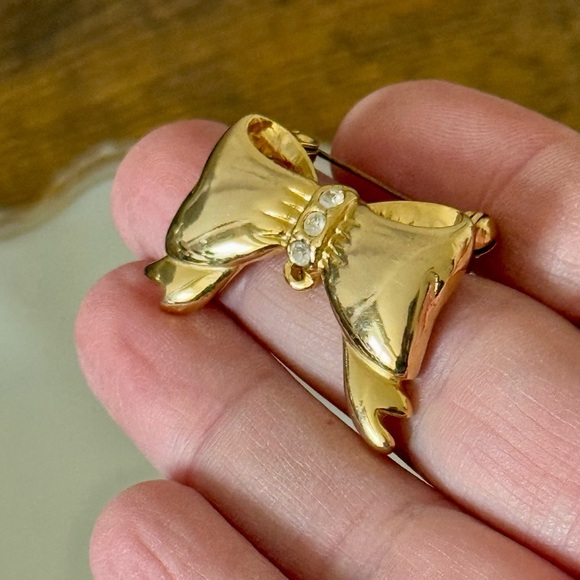 Vintage Goldtone Bow Brooch with Rhinestone Accents Coquette Aesthetic - Picture 2 of 5